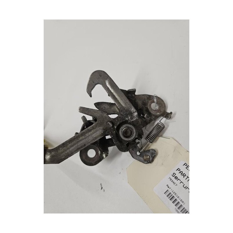 Serrure De Capot Peugeot Partner 2 Phase 3 (1)