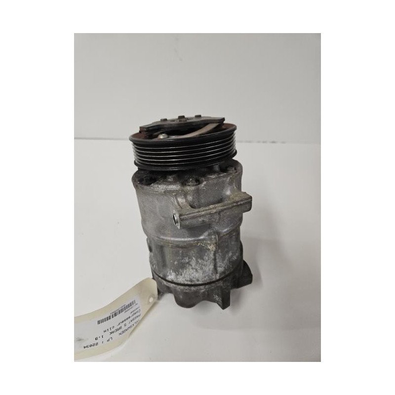 Compresseur Clim Volkswagen Passat 5 Break (1)