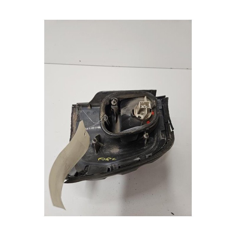 Feu Arriere Principal Gauche (feux) Nissan Terrano 2 Phase 3 (1)