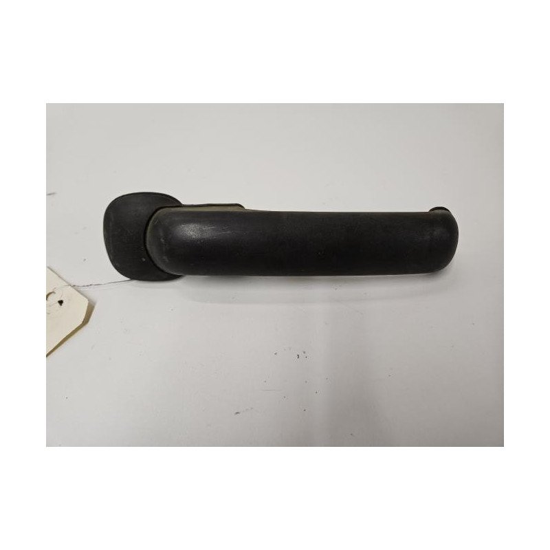 Poignee Porte Avant Gauche Nissan Terrano 2 Phase 3 (1)