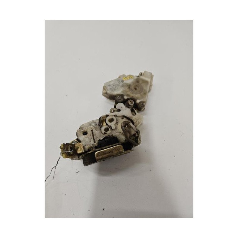 Serrure Avant Droit Nissan Terrano 2 Phase 3 (1)