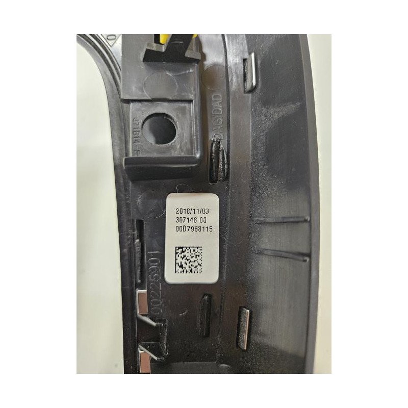 Facade Autoradio Renault Clio 4 Phase 2 (1)