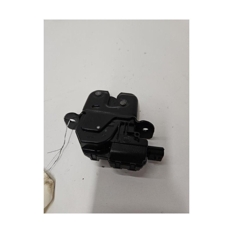 Serrure De Coffre Renault Clio 4 Phase 2 (1)