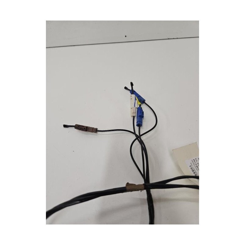 Antenne Renault Clio 5 Phase 1 (1)