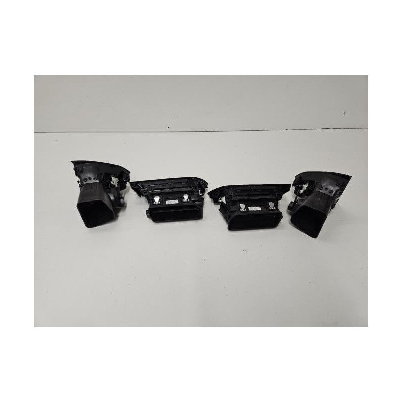 Aerateur Tableau De Bord Peugeot 308 2 Sw Phase 2 Break (1)