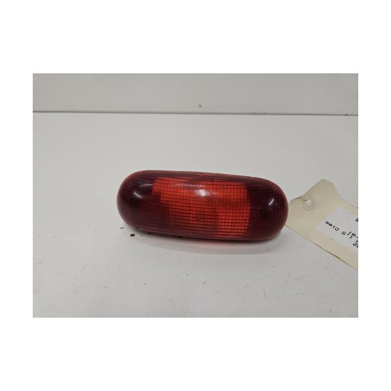 Feu Arriere Stop Central Renault Kangoo 1 Phase 2 (1)