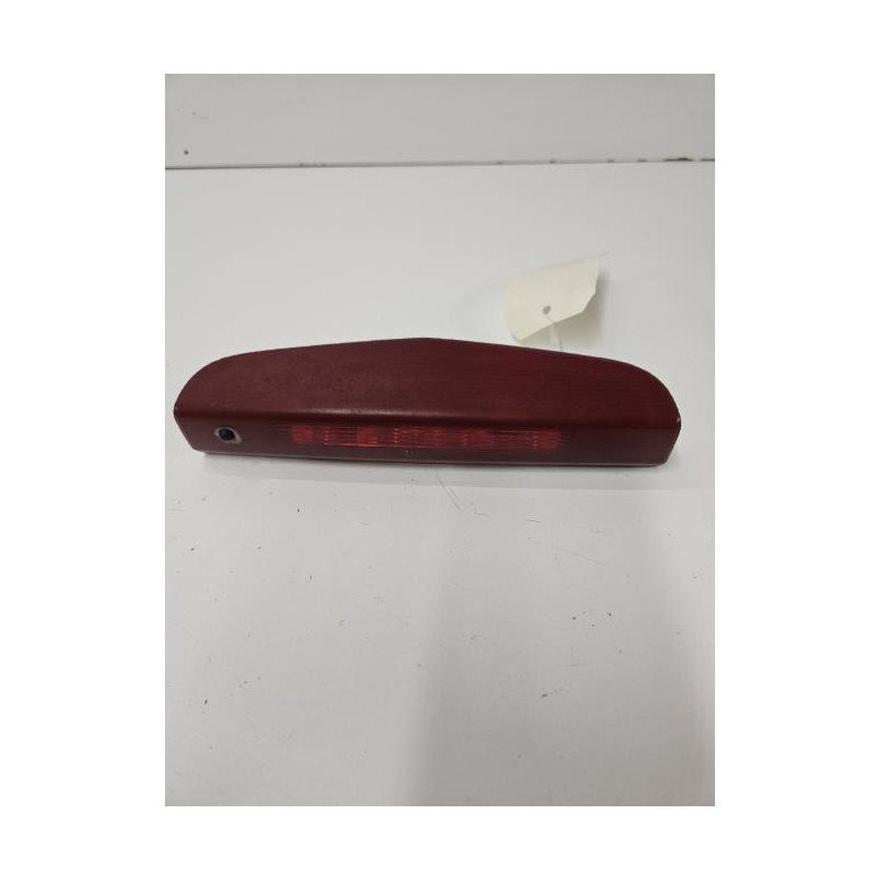 Feu Arriere Stop Central Opel Corsa D Phase 2 (1)