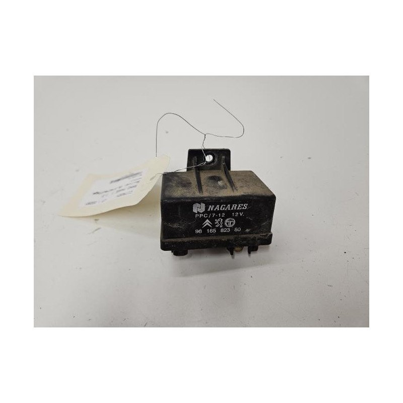Boitier De Prechauffage Citroen Saxo Phase 1 (1)