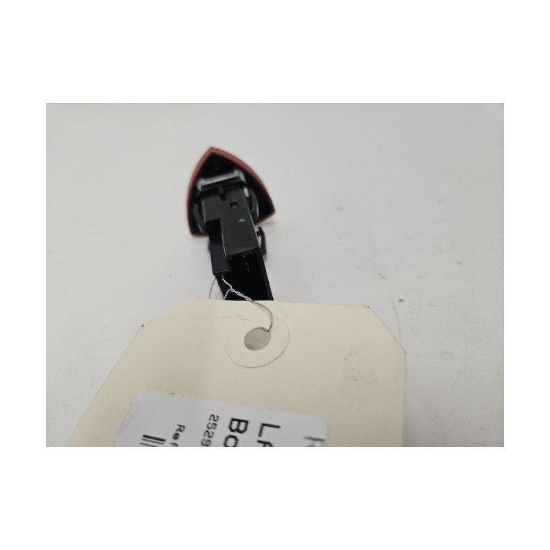 Bouton De Warning Renault Laguna 2 Phase 1 Break (1)