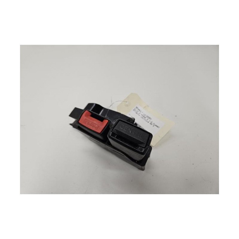 Attache Ceinture Arriere Gauche Renault Clio 3 Phase 2 (1)