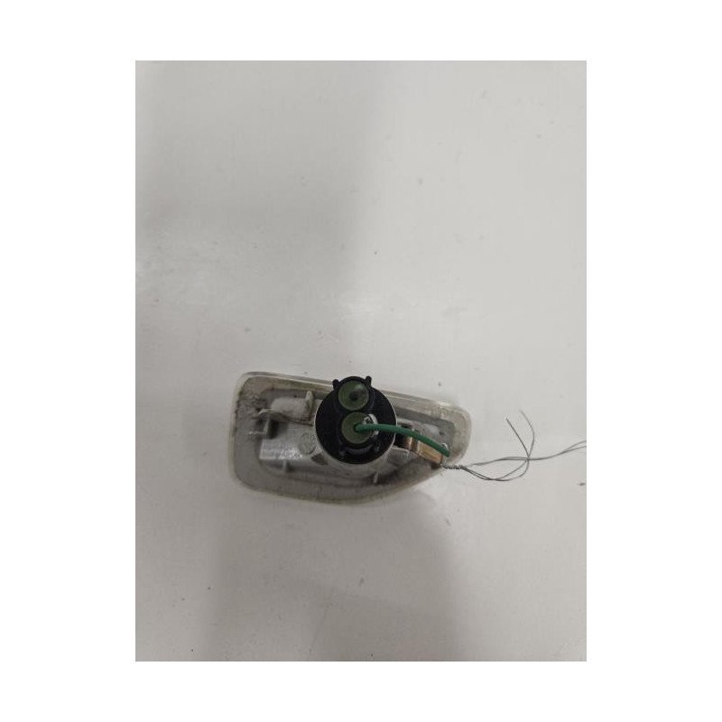 Repetiteur Clignotant Avant Gauche (feux) Dacia Logan Mcv 2 Phase 2 Break (1)