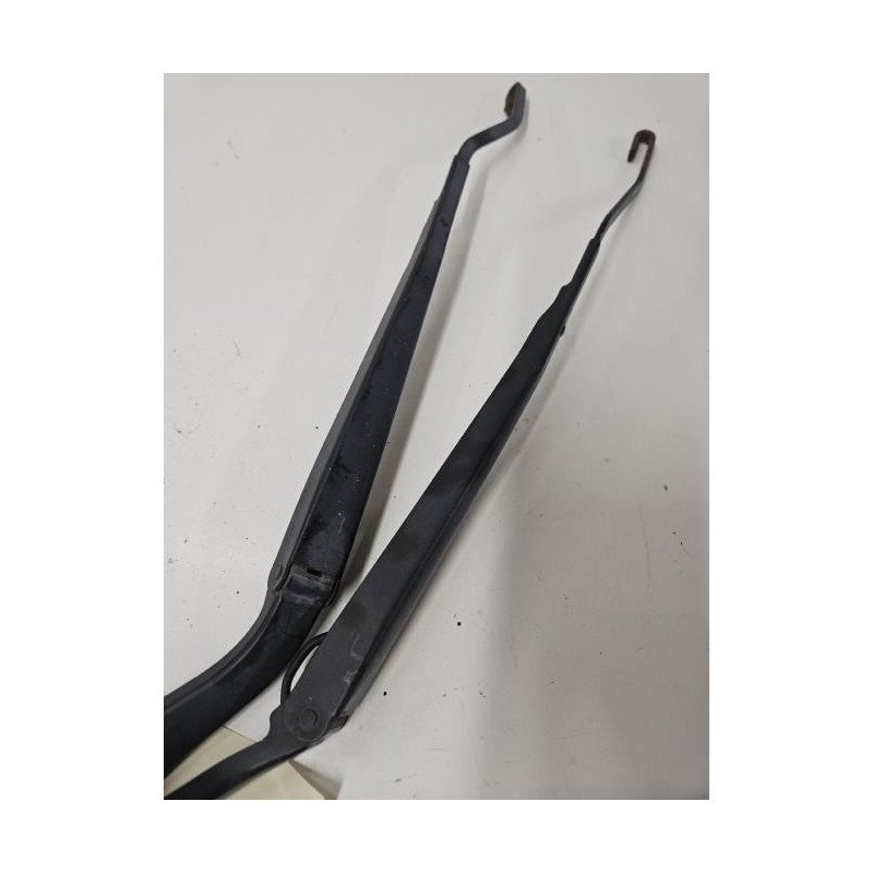 Bras Essuie Glace Avant Hyundai Terracan (1)