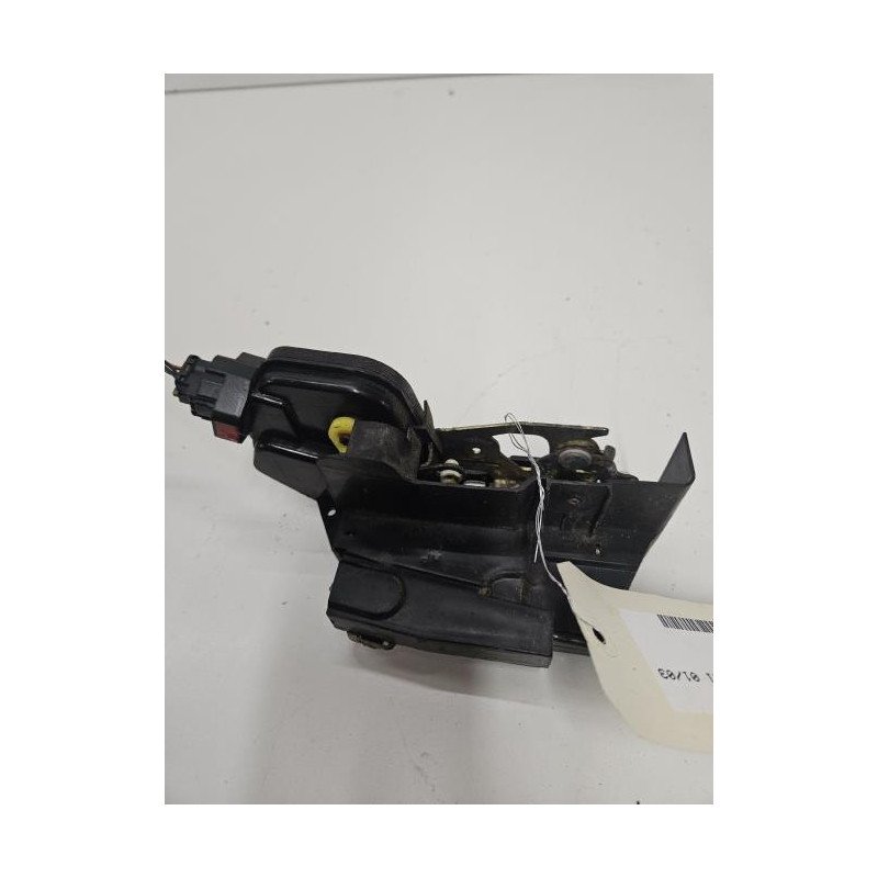 Serrure Avant Gauche Hyundai Terracan (1)
