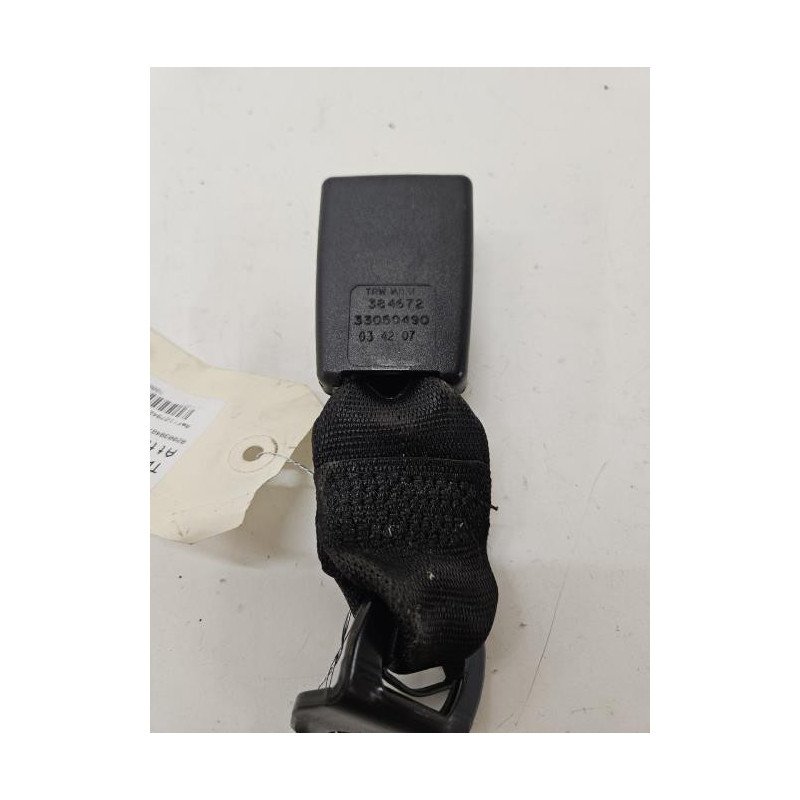 Attache Ceinture Arriere Droit Renault Twingo 2 Phase 1 (1)