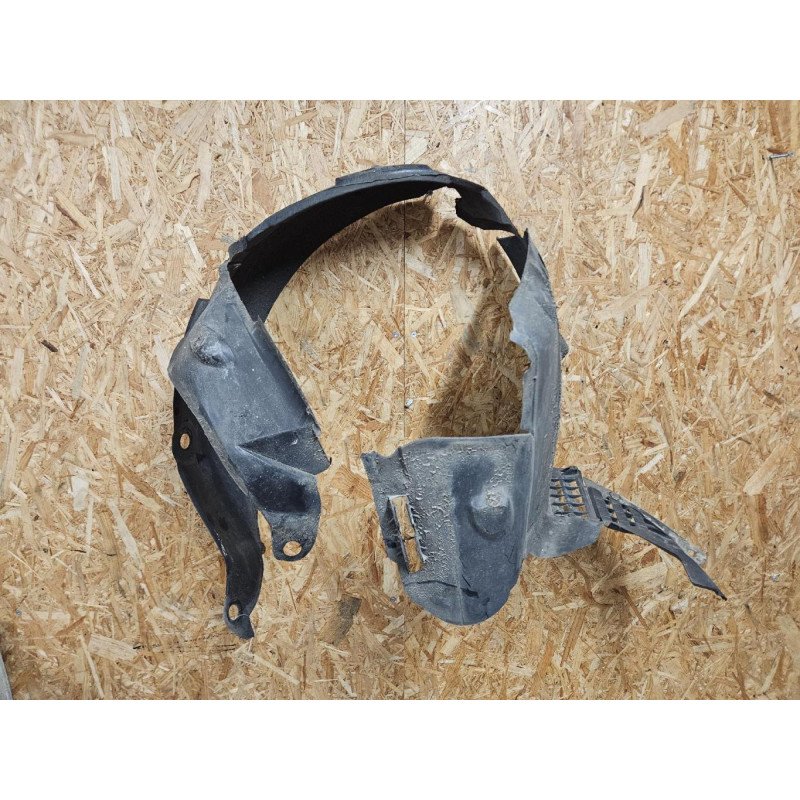Pare Boue Avant Gauche Renault Clio 2 Campus Phase 1 (1)
