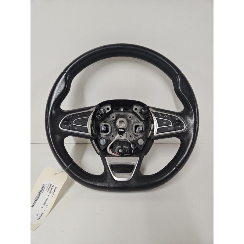 Volant Renault Megane 4 Phase 1 (1)