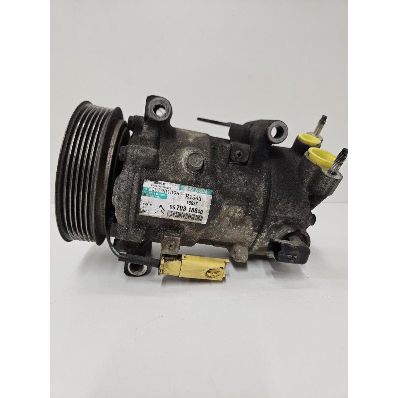 Compresseur Clim Peugeot 207 Phase 1 Break (1)
