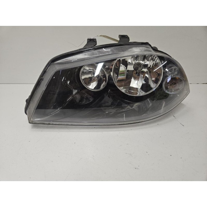 Optique Avant Principal Gauche (feux)(phare) Seat Ibiza 3 Phase 2 (1)