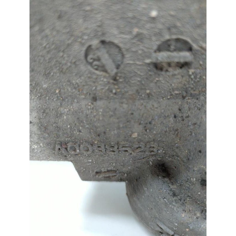 r (1)