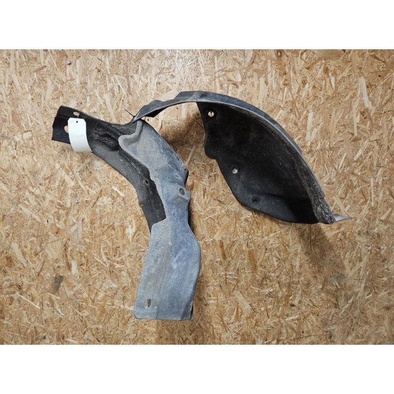 Pare Boue Avant Gauche Renault Megane 4 Phase 1 (1)