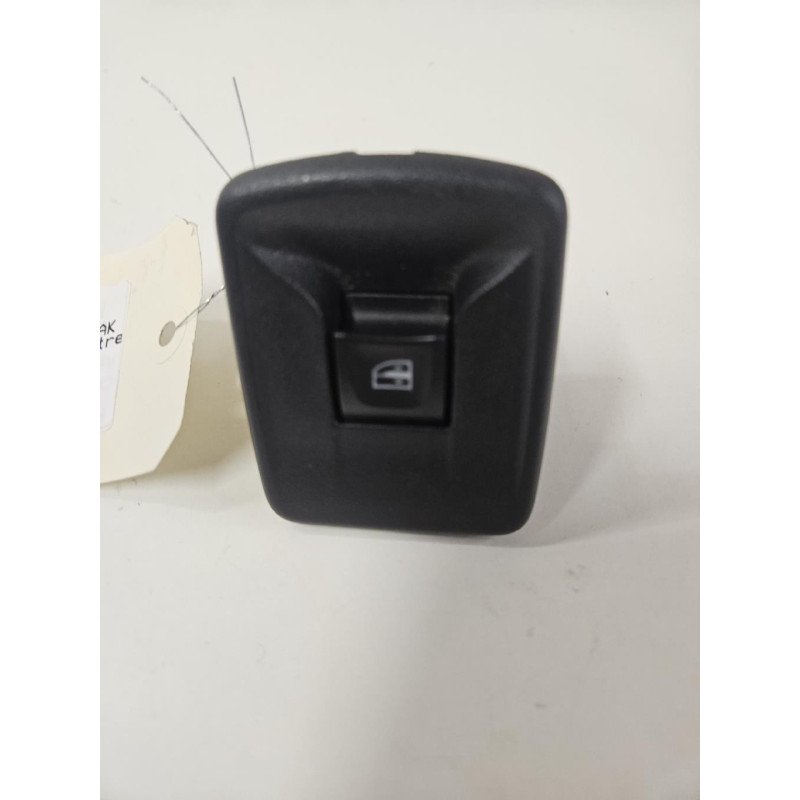 Interrupteur De Leve Vitre Avant Droit Dacia Logan Mcv 2 Phase 2 Break (1)