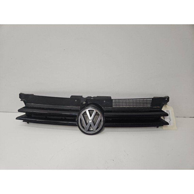 Calandre Volkswagen Golf 4 (1)