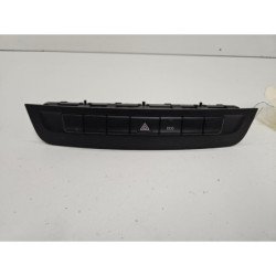 Bouton De Warning Mercedes Classe B 246 Phase 1 (1)