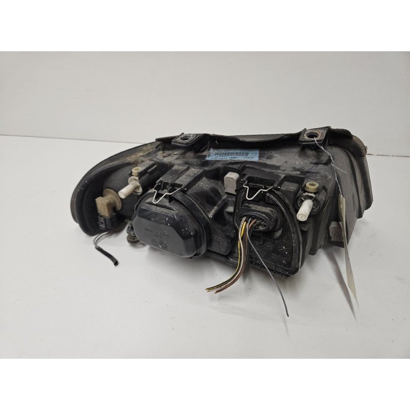 Optique Avant Principal Gauche (feux)(phare) Audi A4 1 Avant Phase 2 Break (1)