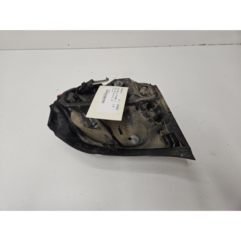 Feu Arriere Principal Gauche (feux) Renault Twingo 2 Phase 1 (1)