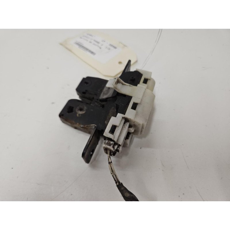 Serrure De Coffre Renault Scenic 2 Phase 2 (1)