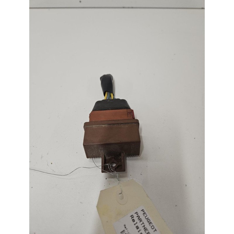 Relais Electrique Peugeot Partner 1 Phase 1 (1)