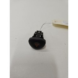 Bouton De Warning Renault Clio 2 Phase 2 (1)