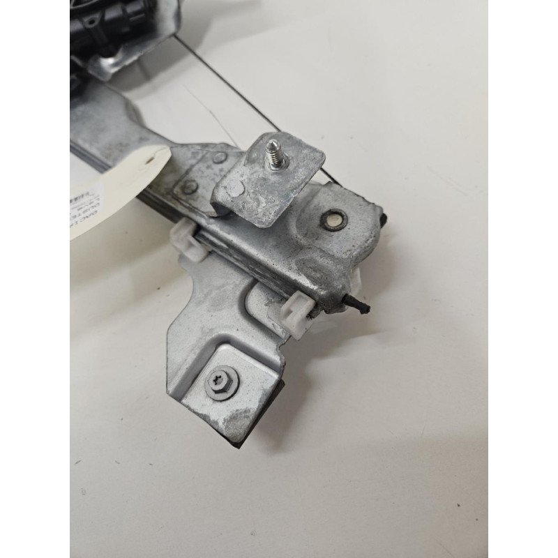 Leve Vitre Electrique Avant Gauche Dacia Duster 1 Phase 1 (1)