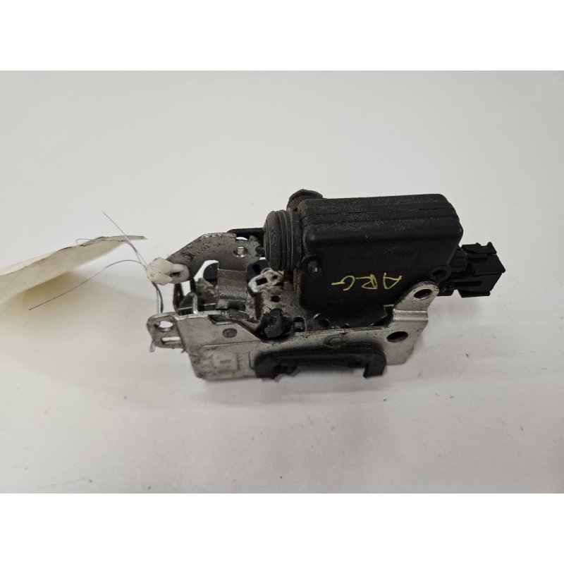 Serrure Arriere Gauche Dacia Duster 1 Phase 1 (1)