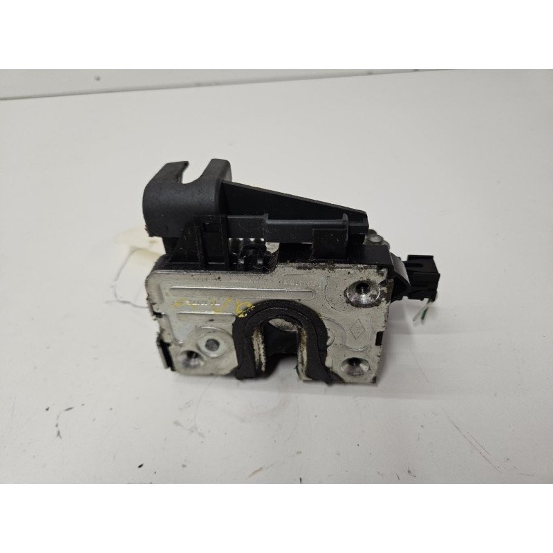 Serrure Avant Droit Dacia Duster 1 Phase 1 (1)