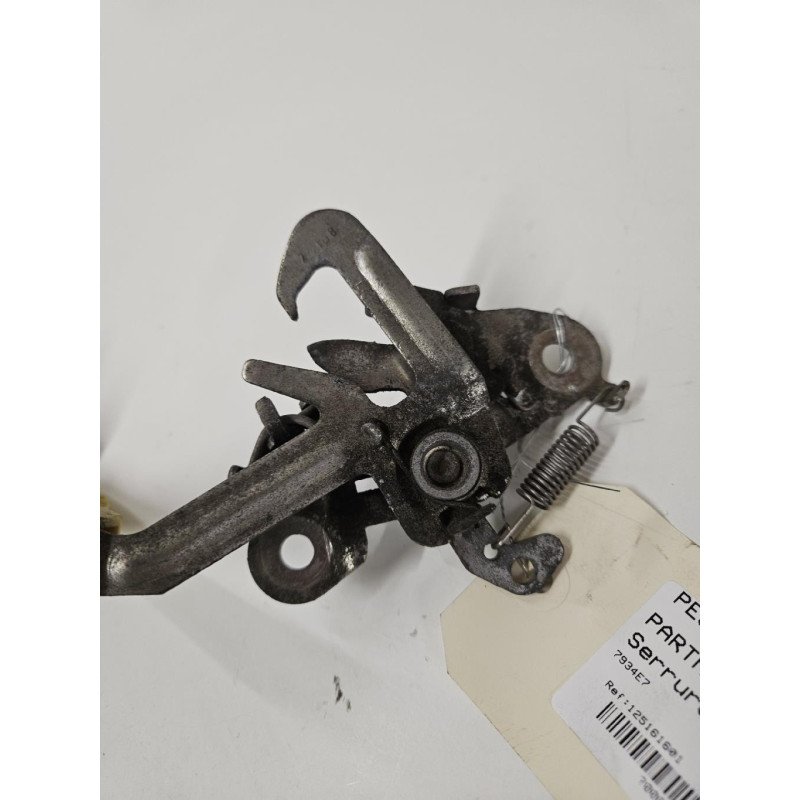 Serrure De Capot Peugeot Partner 2 Phase 3 (1)