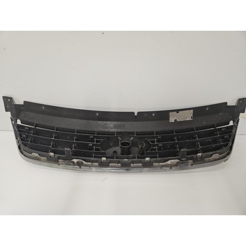 Calandre Ford C-max 1 Phase 2 (1)