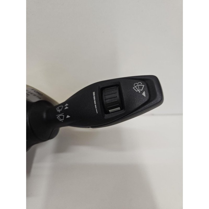 Com (bloc Contacteur Tournant+commodo Essuie Glace+commodo Phare) Ford Fiesta 6 Phase 2 (1)
