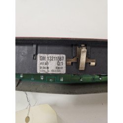Feu Arriere Stop Central Opel Zafira B Phase 1 (2)