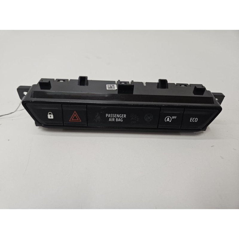 Bouton De Warning Dacia Sandero 3 (1)