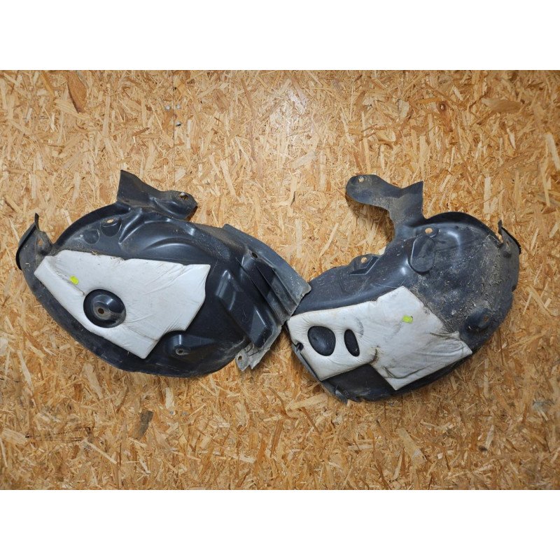 Pare Boue Avant Gauche Renault Megane 3 Phase 3 (1)