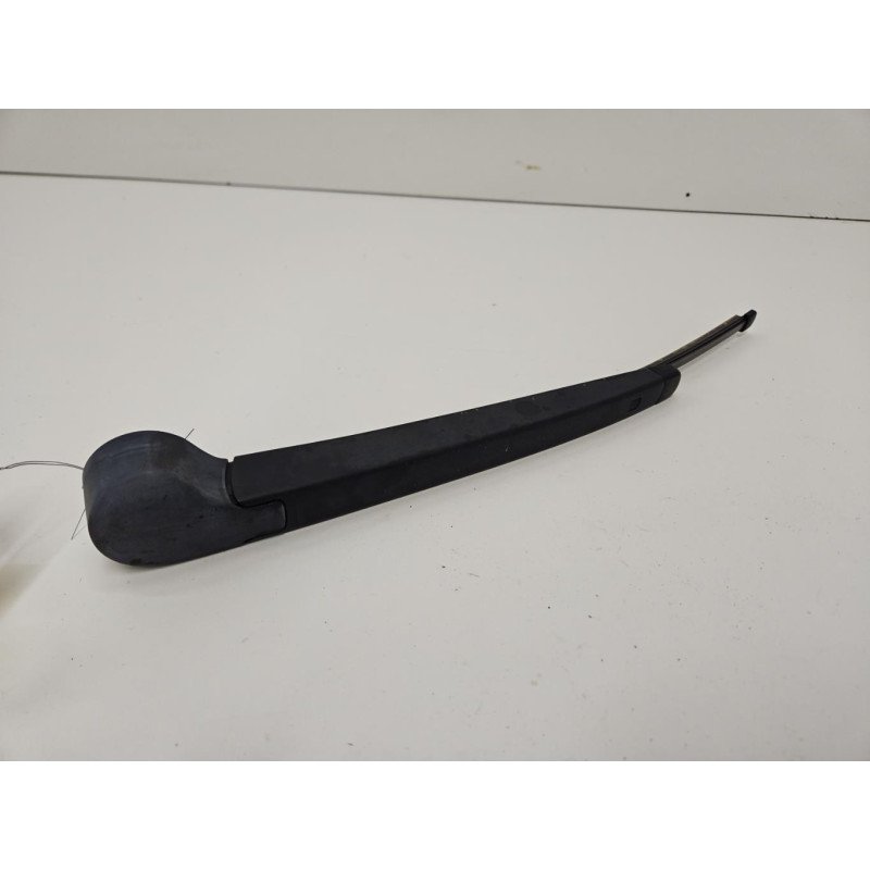 Bras Essuie Glace Arriere Volkswagen Golf 6 (1)