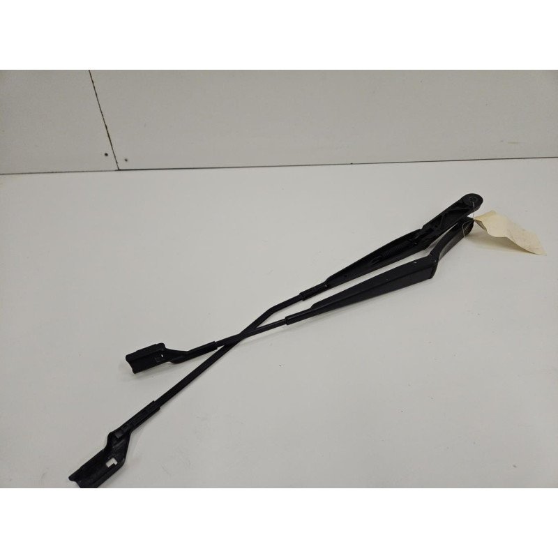 Bras Essuie Glace Avant Volkswagen Golf 6 (1)
