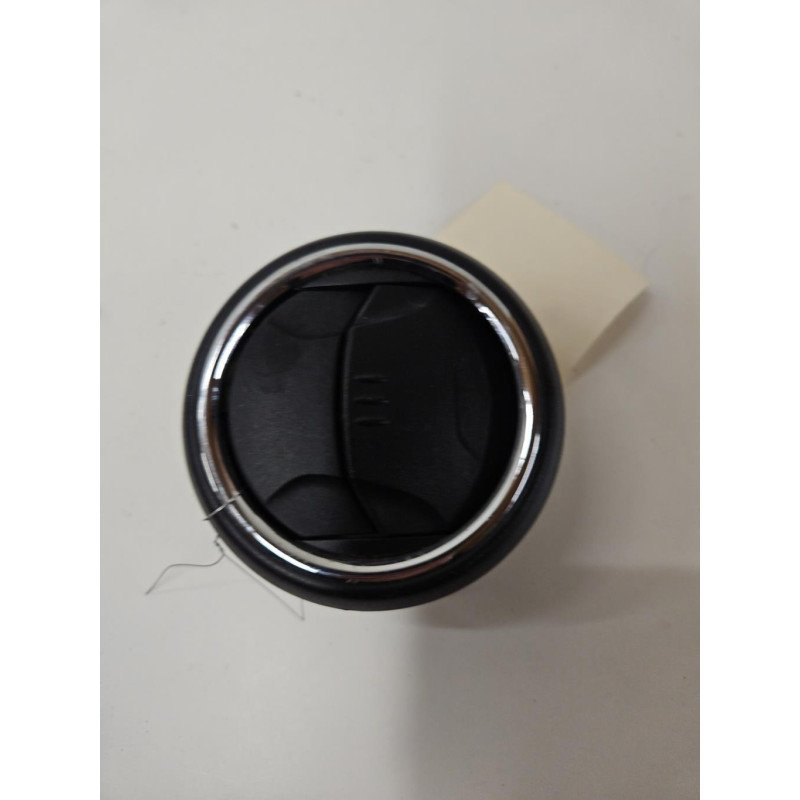 Aerateur Tableau De Bord Avant Gauche Ford Ka+ (1)