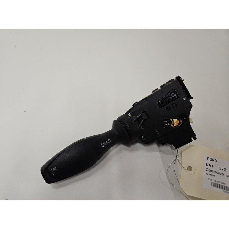 Commodo Phare Ford Ka+ (1)