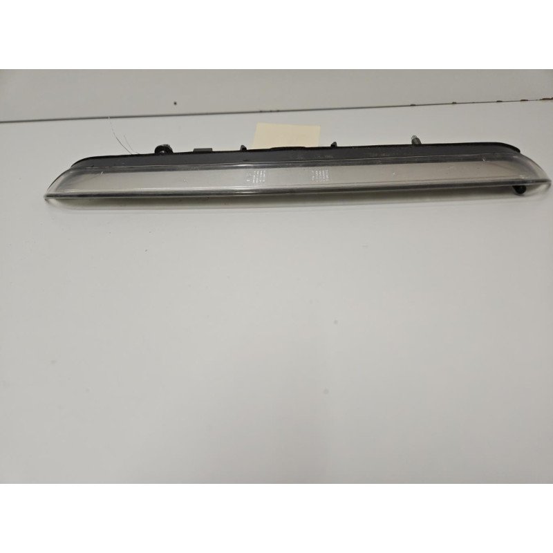 Feu Arriere Stop Central Peugeot 2008 1 Phase 1 (1)