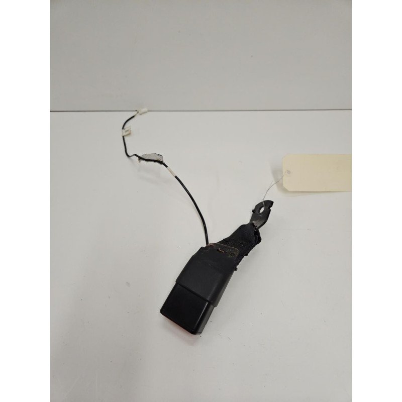 Attache Ceinture Arriere Droit Nissan Micra 5 (1)