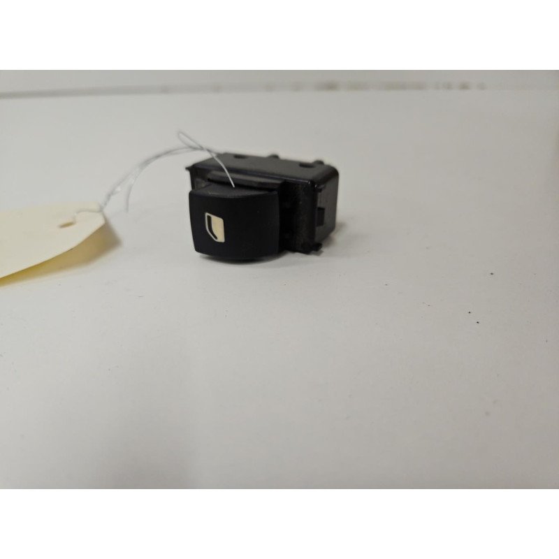 Interrupteur De Leve Vitre Avant Gauche Citroen Berlingo 2 Phase 3 (1)