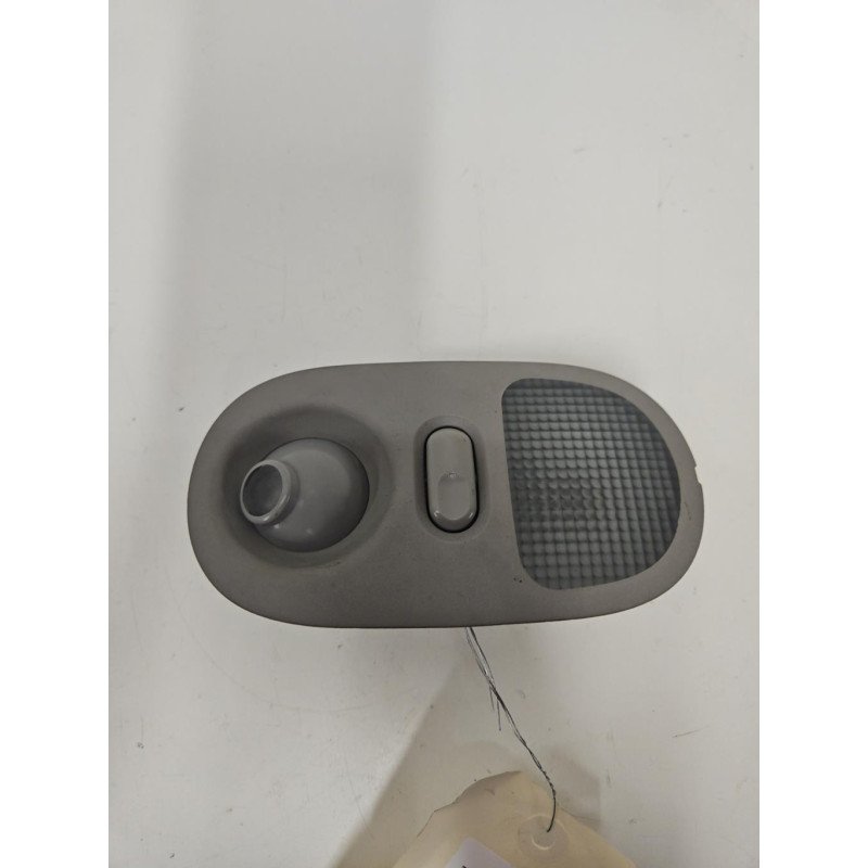 Eclairage De Plafonnier Renault Clio 2 Phase 1 (1)