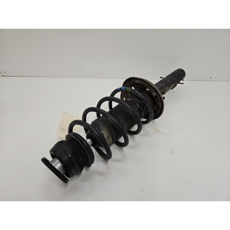 Amortisseur Avant Droit Volkswagen Golf 4 (1)